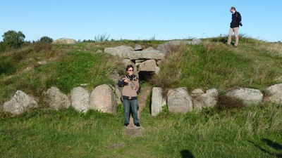 Megalithgrab in Tustrup